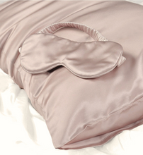 Load image into Gallery viewer, celluvac mulberry silk pillow slip

